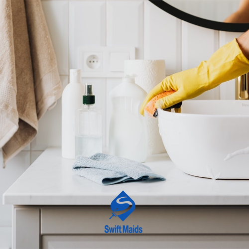 What is Airbnb cleaning service?